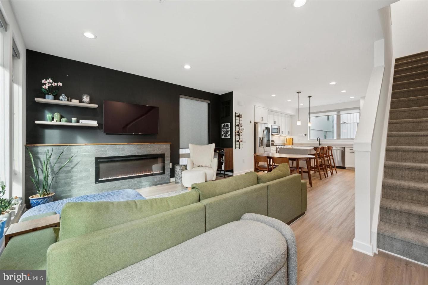 3109 Birchview Walk photo 5