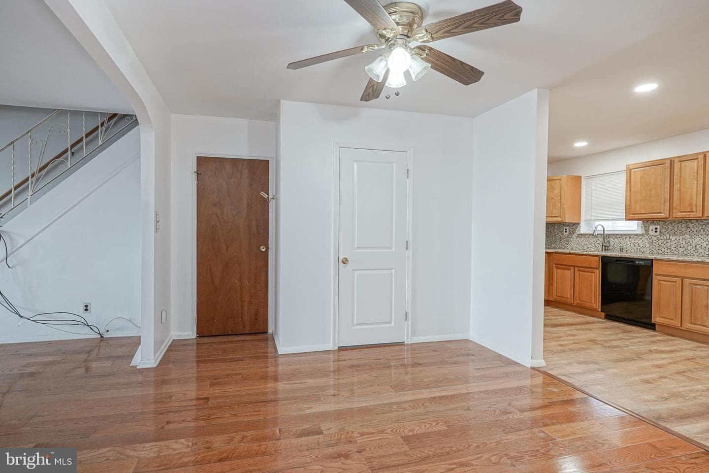 4653 Pennypack Street photo 9