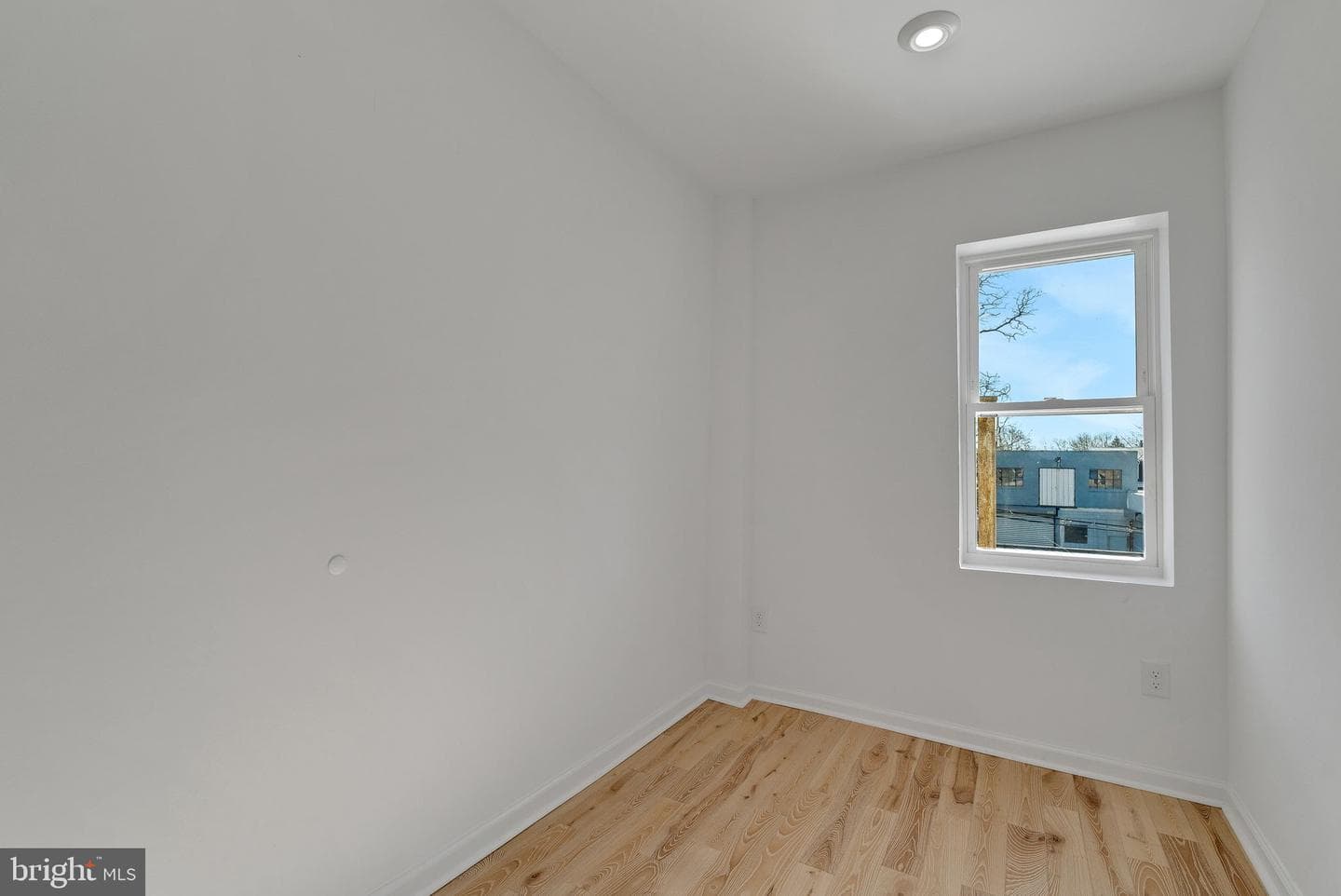 172 E Tulpehocken Street photo 22