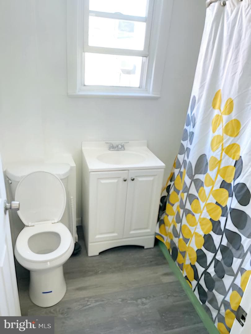 2223 Yelland Street photo 16