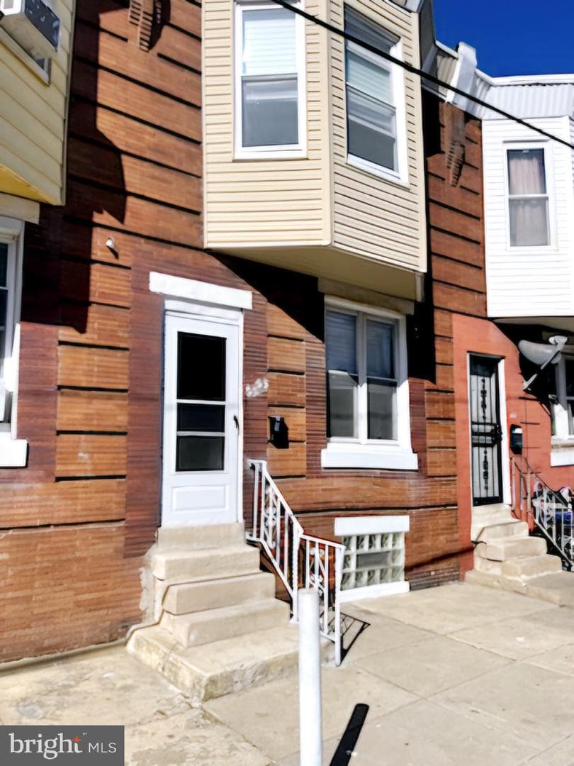 2223 Yelland Street photo 25