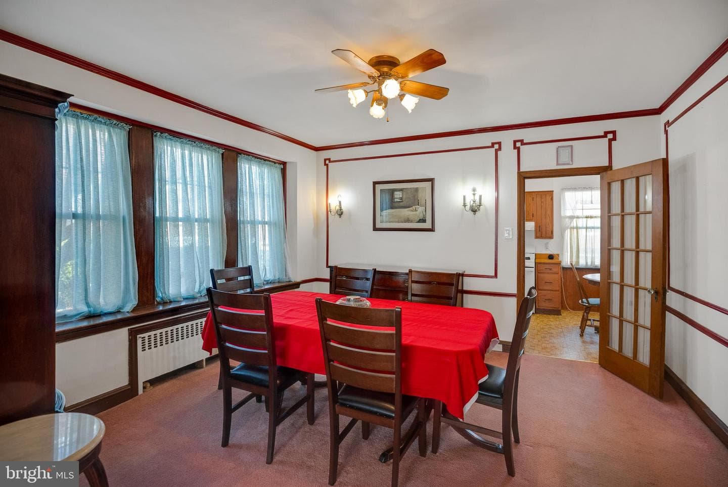 809 Knorr Street photo 5