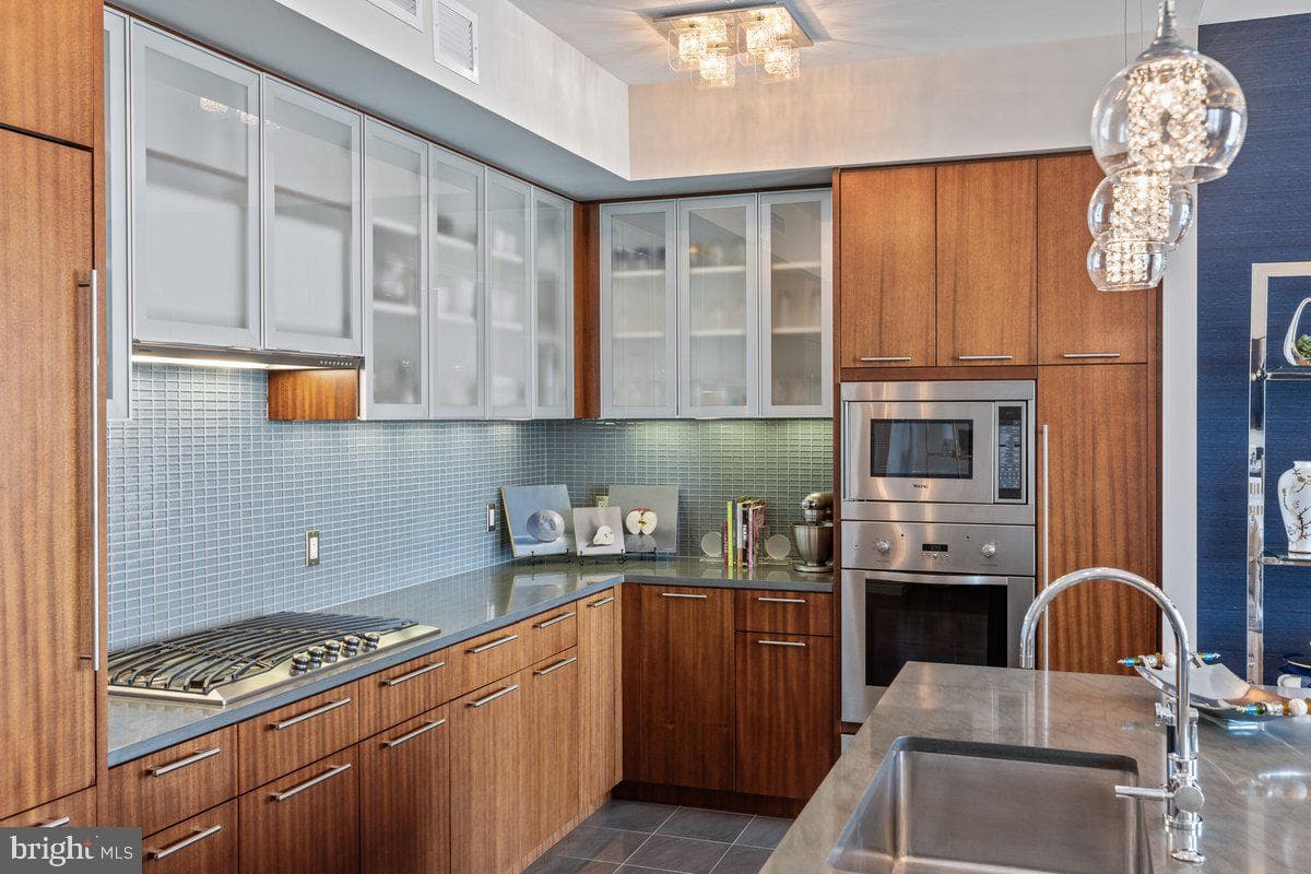 1414 S Penn Square #37de photo 5