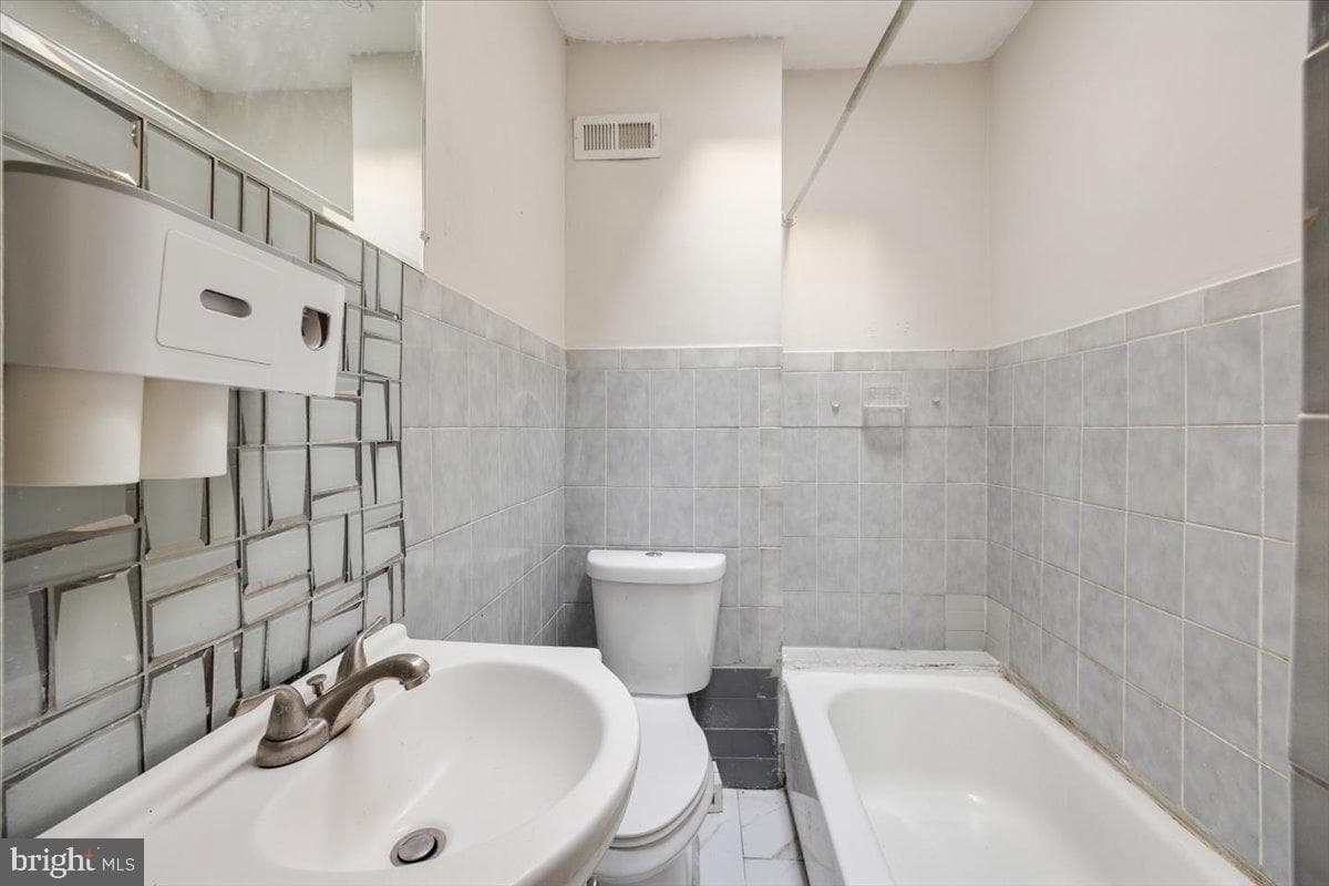 1503 N Frazier Street photo 13