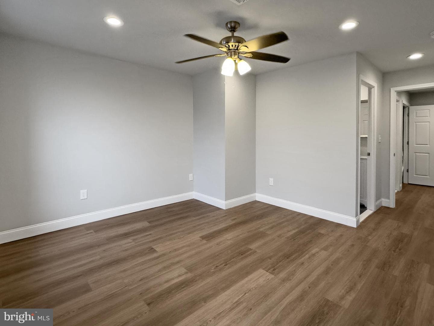 2404 Sharswood Street photo 12