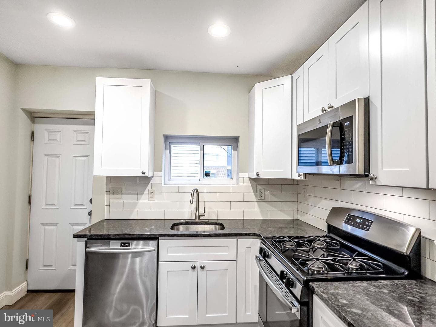 2404 Sharswood Street photo 6