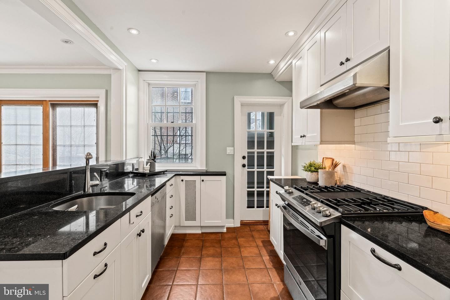 428 S 47th Street photo 17