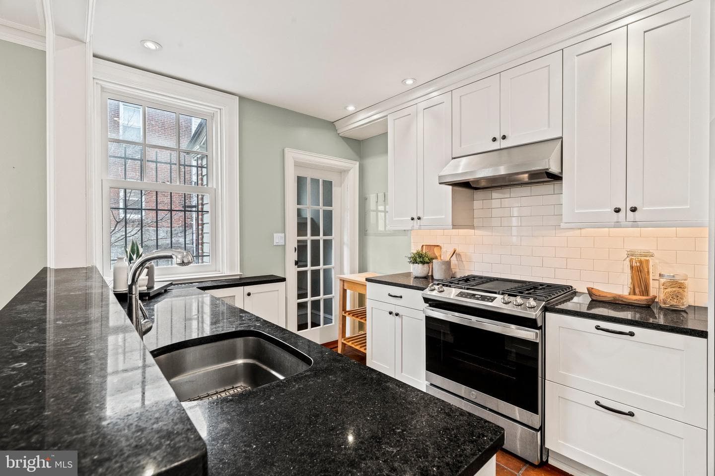 428 S 47th Street photo 18