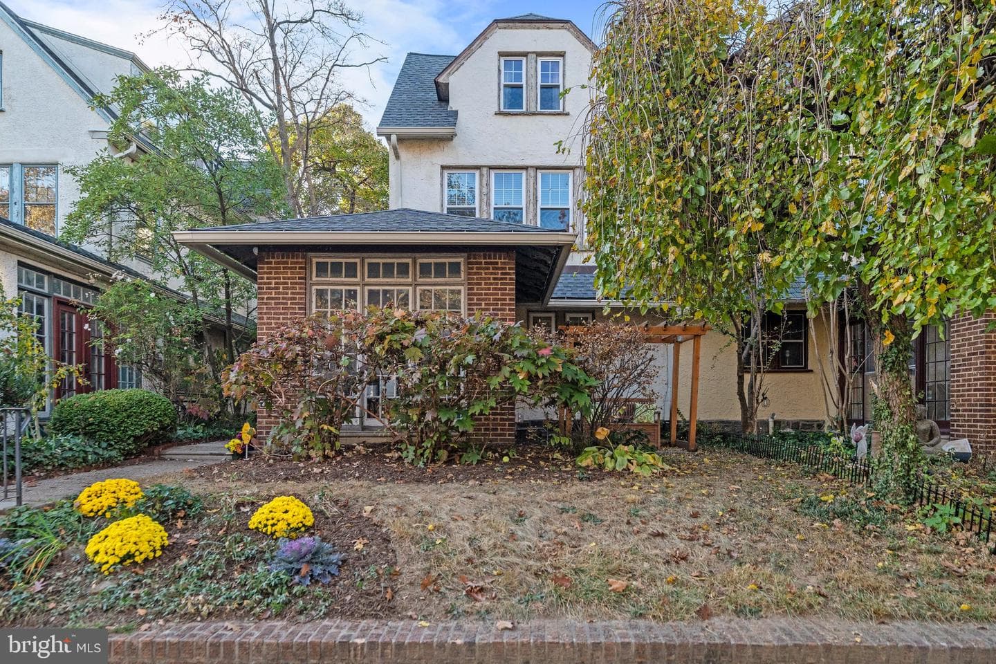 428 S 47th Street photo 2