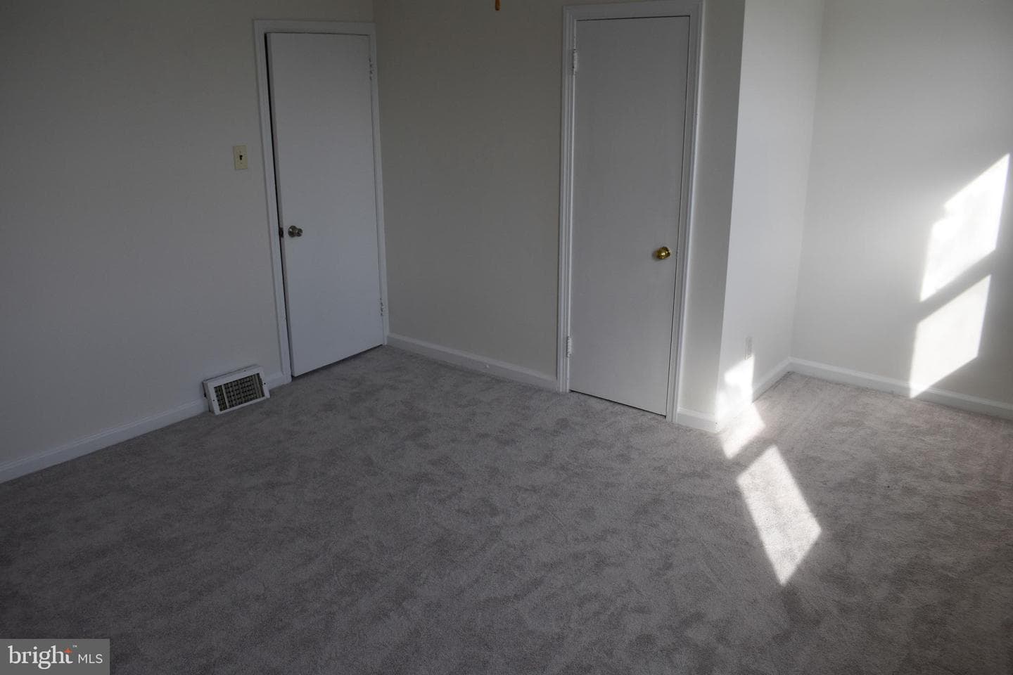 6336 Revere Street photo 6