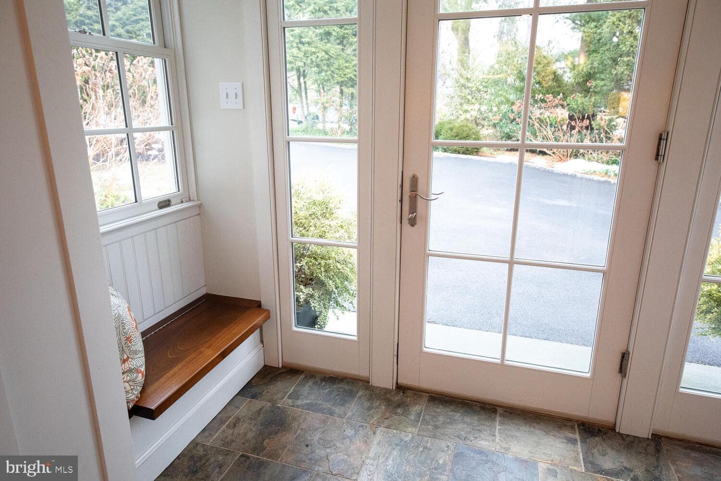 714 W Mount Airy Avenue photo 46