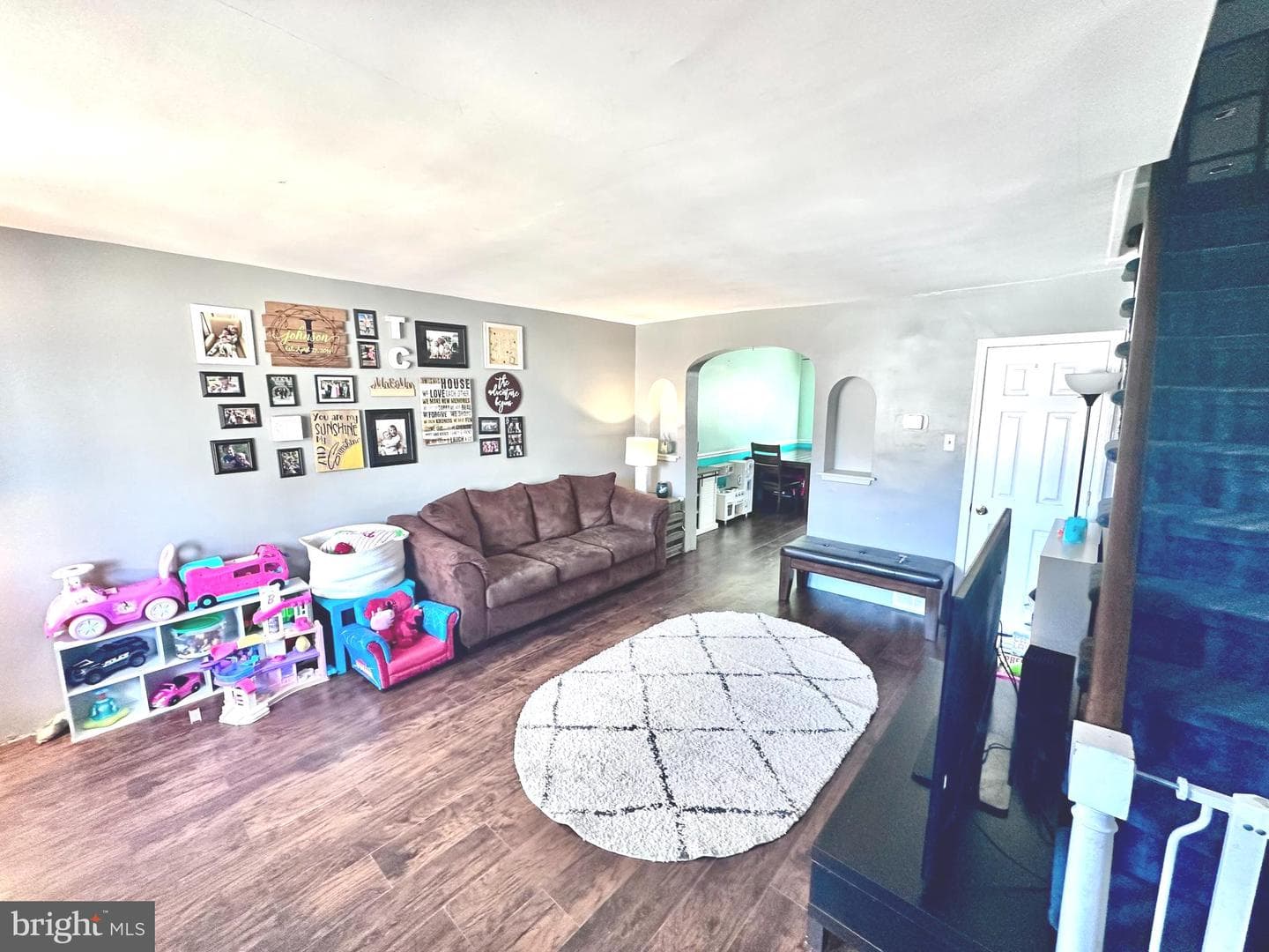3414 Hartel Avenue photo 5
