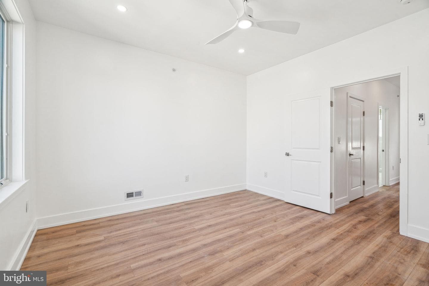 2224 Kimball Street photo 36