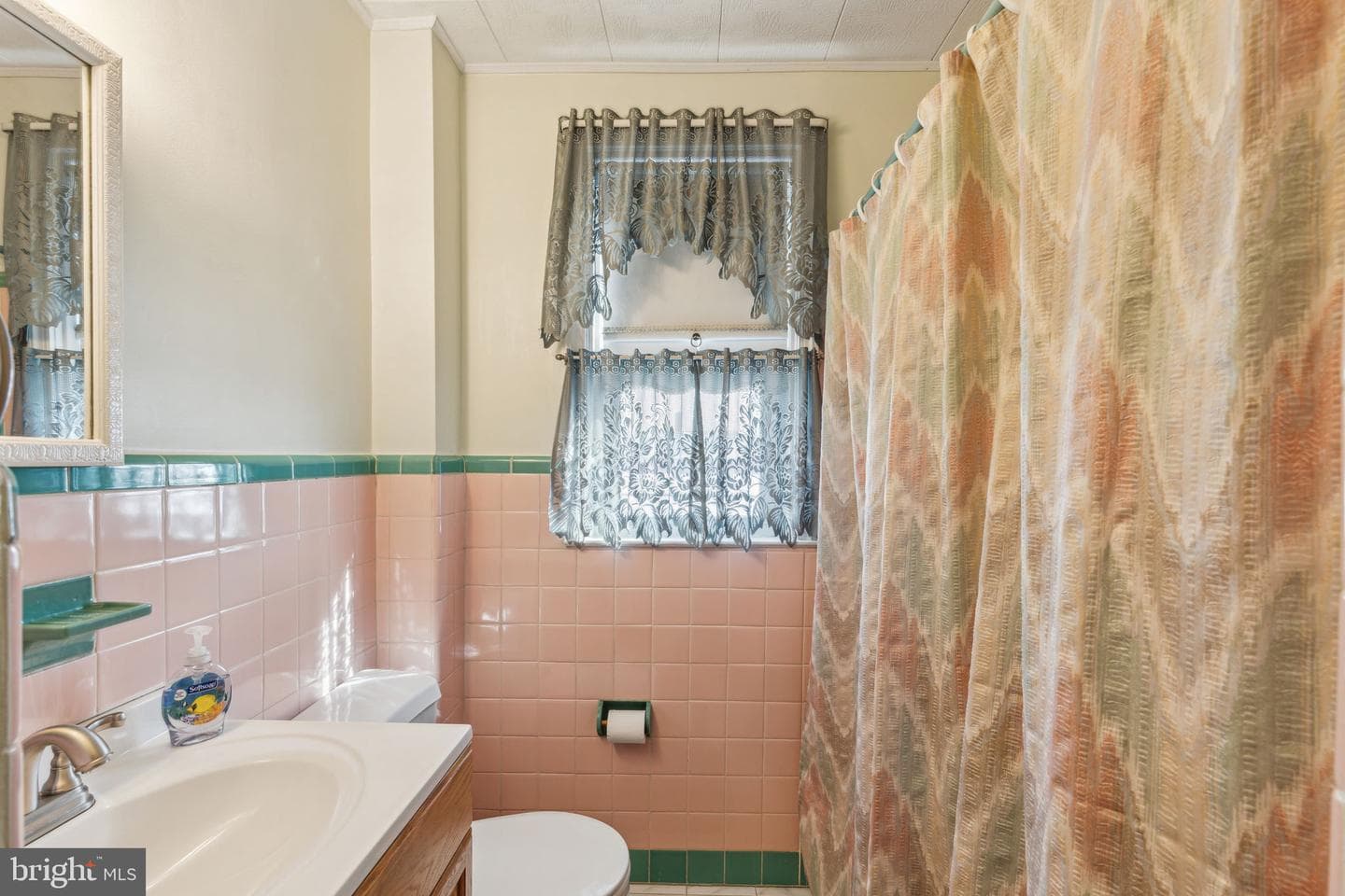 7129 Brous Avenue photo 21