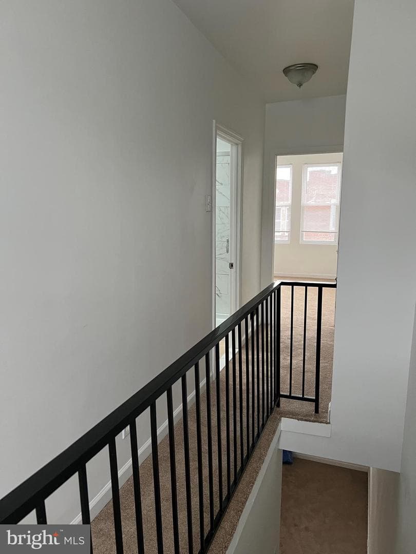 193 W Luray Street photo 12