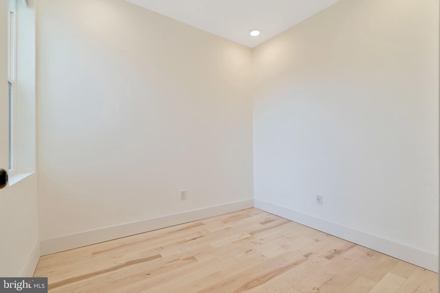 2138 Cross Street photo 14
