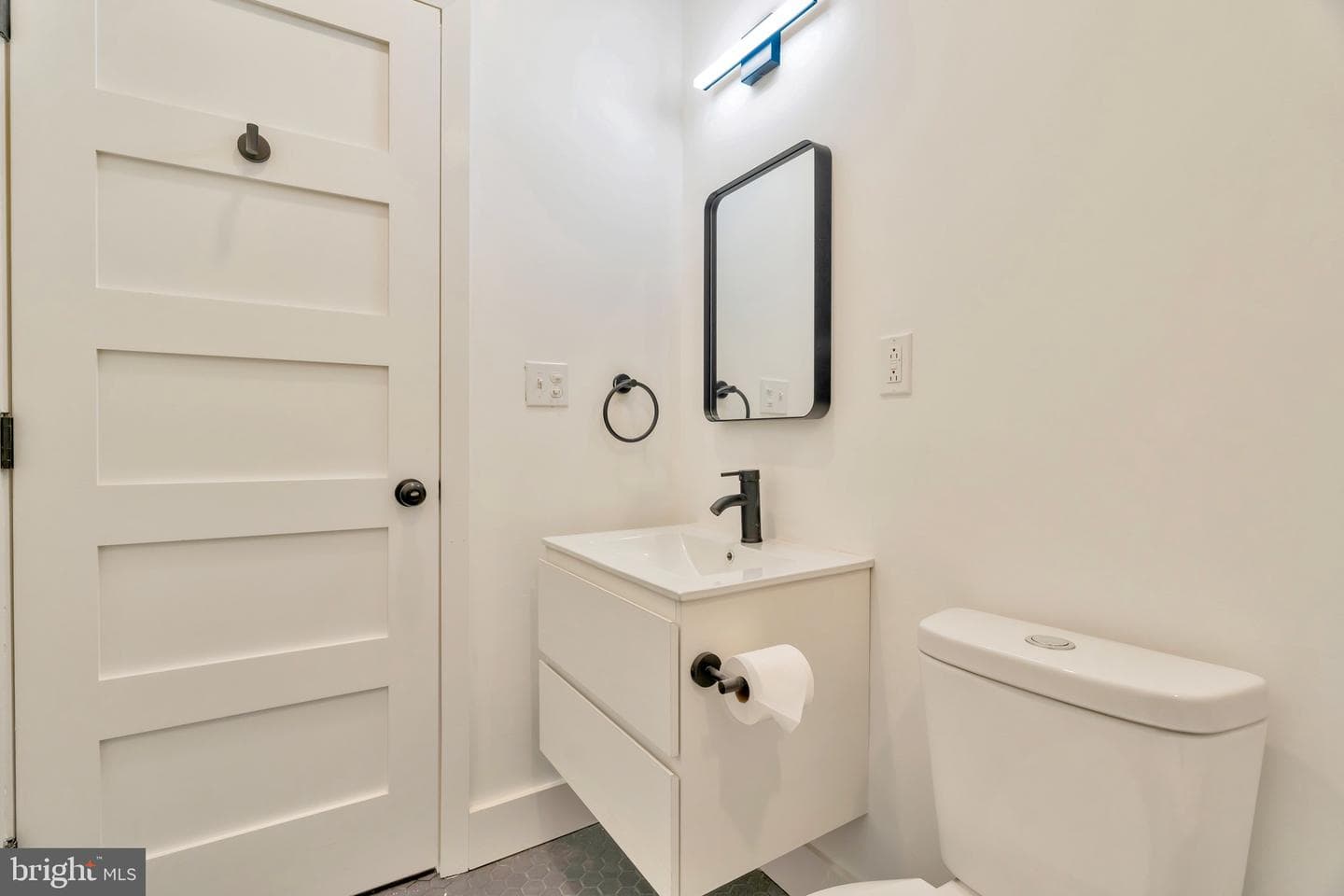 2138 Cross Street photo 16