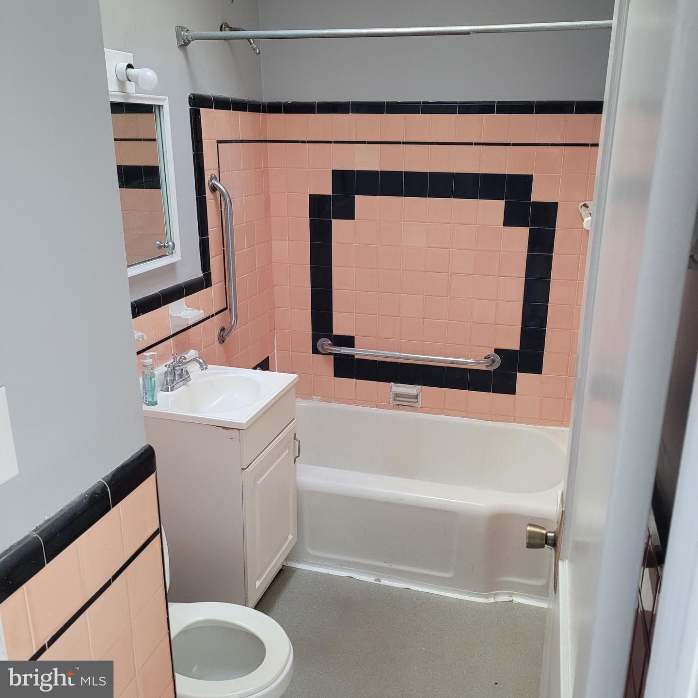 6828 Kindred Street photo 7