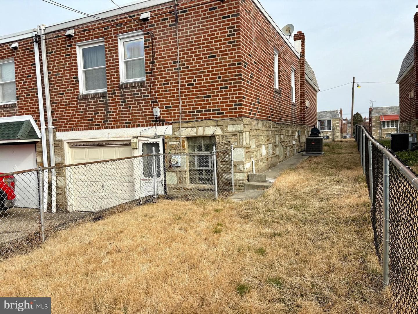 1022 Chandler Street photo 16