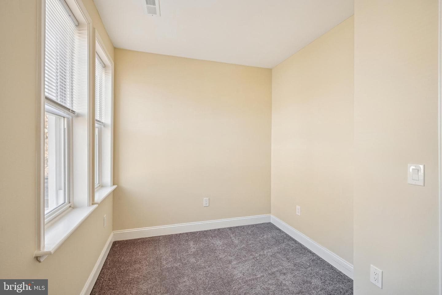 1627 S Newkirk Street photo 19