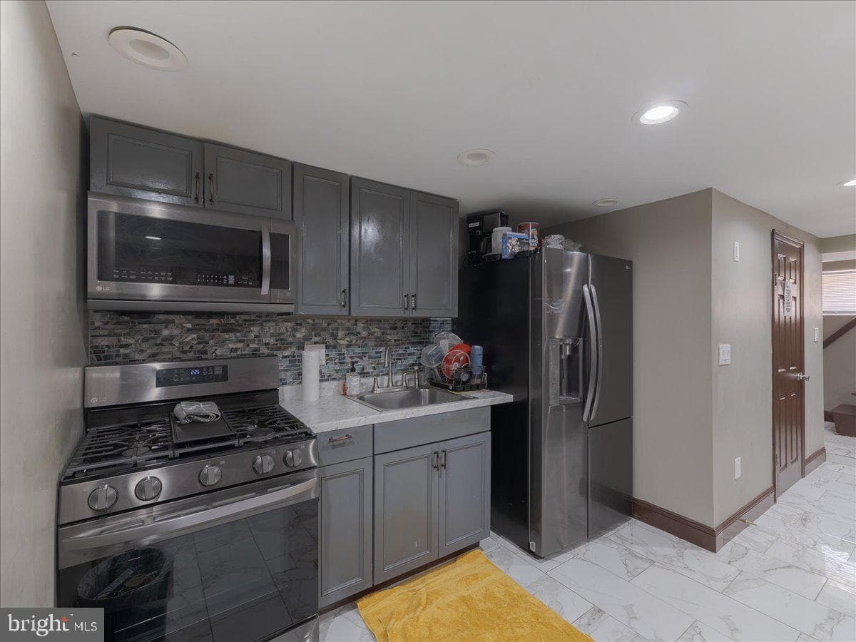 2223 S 20th Street photo 33