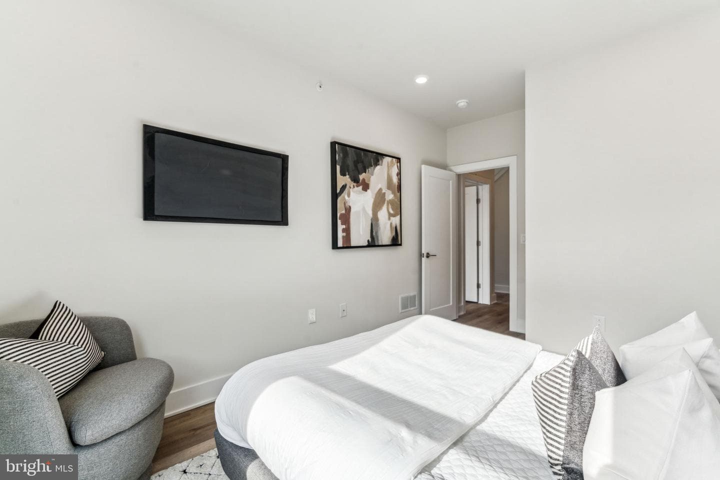 3205 N 35th Street #10 photo 37