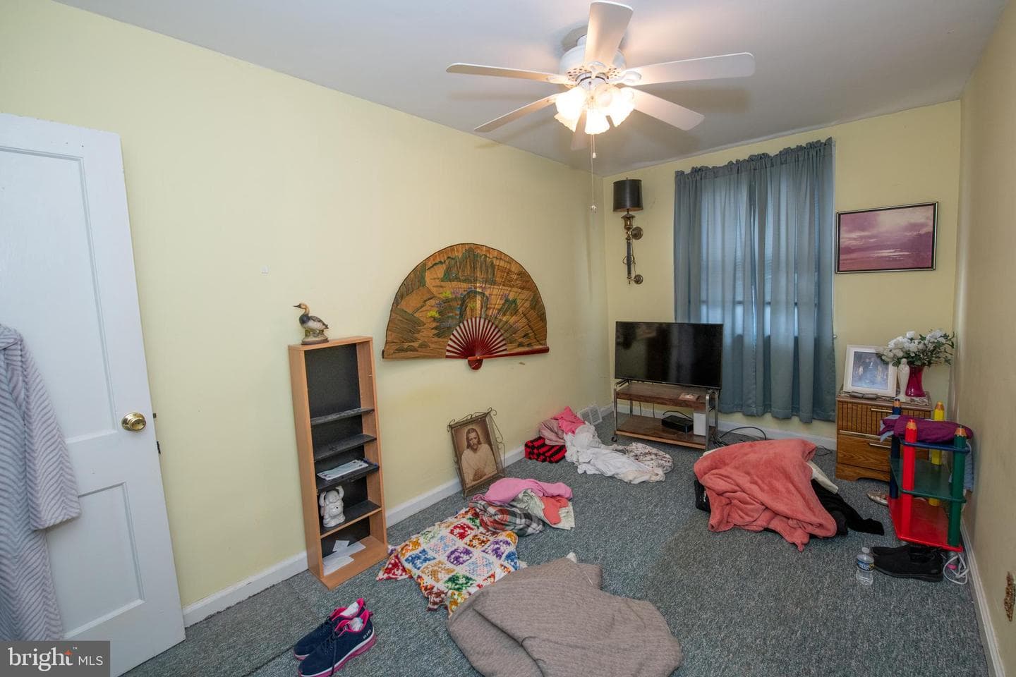 2820 Rawle Street photo 13