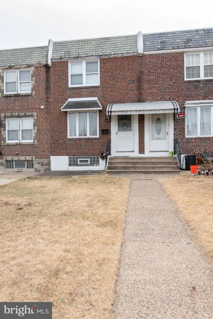 2820 Rawle Street photo 2