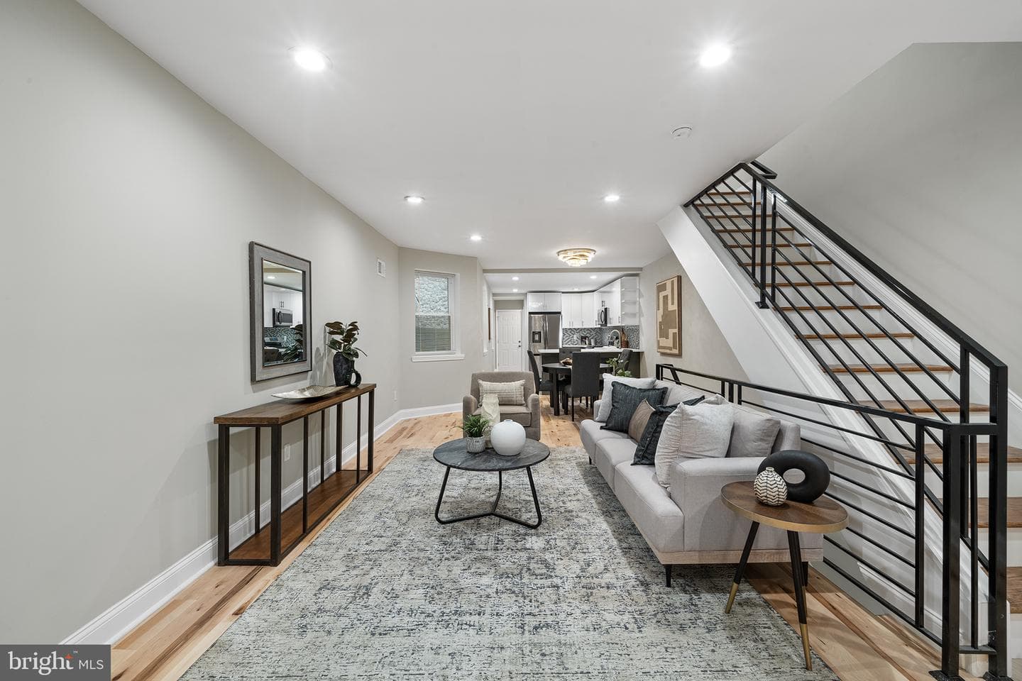 1949 S 22nd Street photo 4