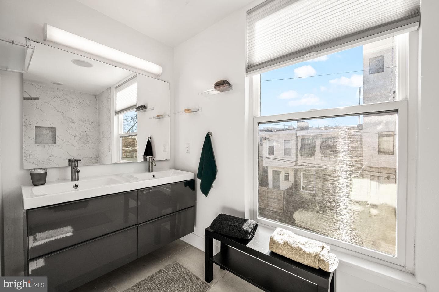1222 N Hollywood Street photo 11