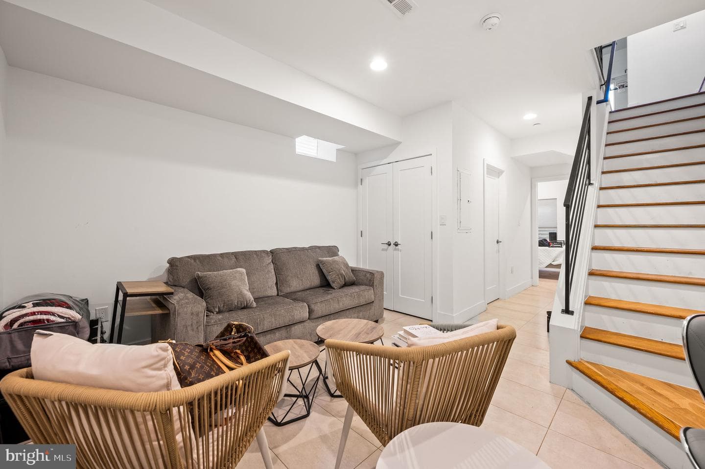 1222 N Hollywood Street photo 20