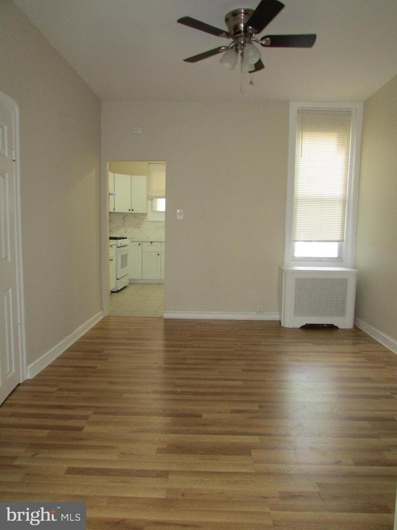 5619 N American Street photo 3