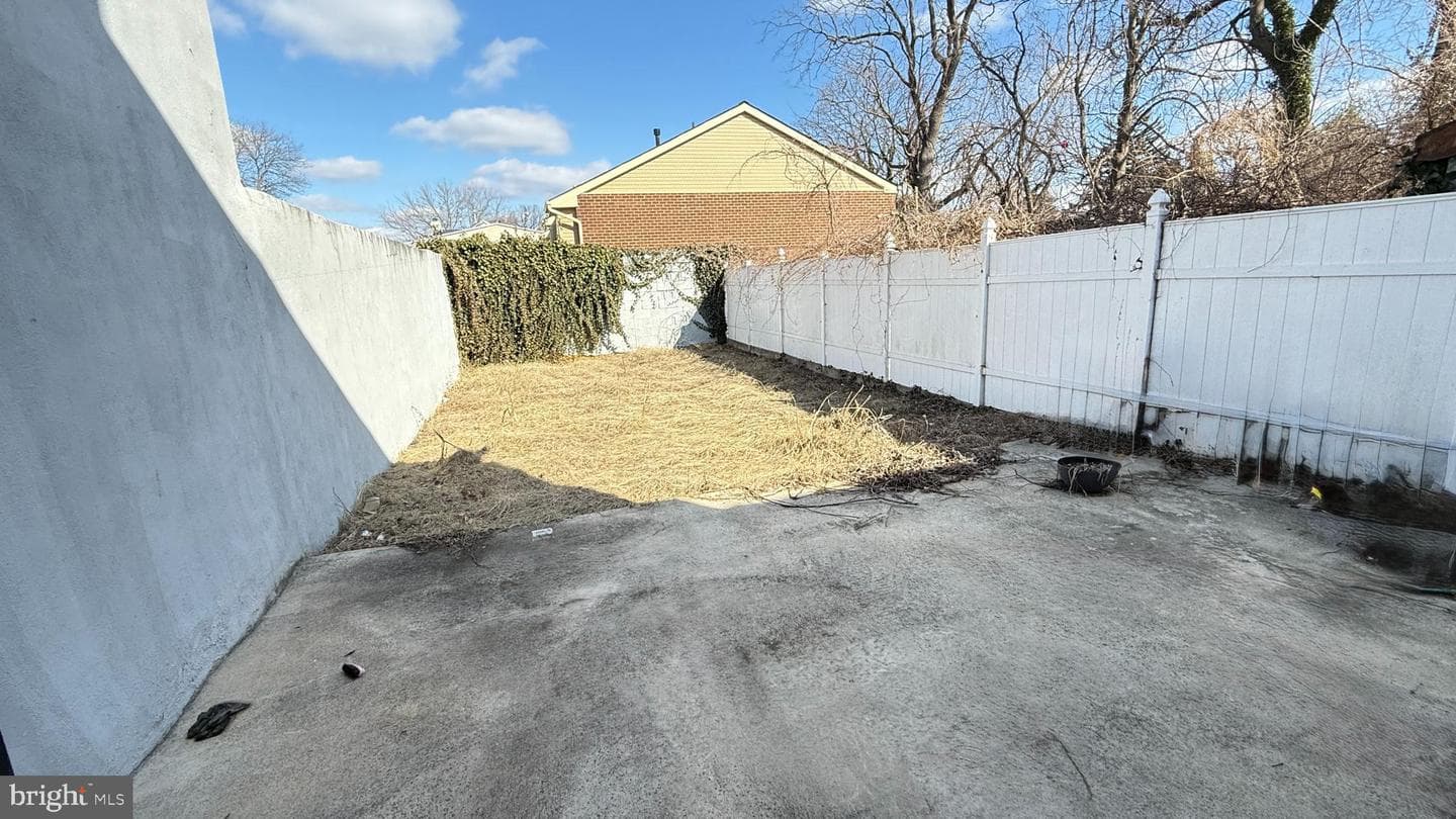 5129 Wakefield Street photo 5