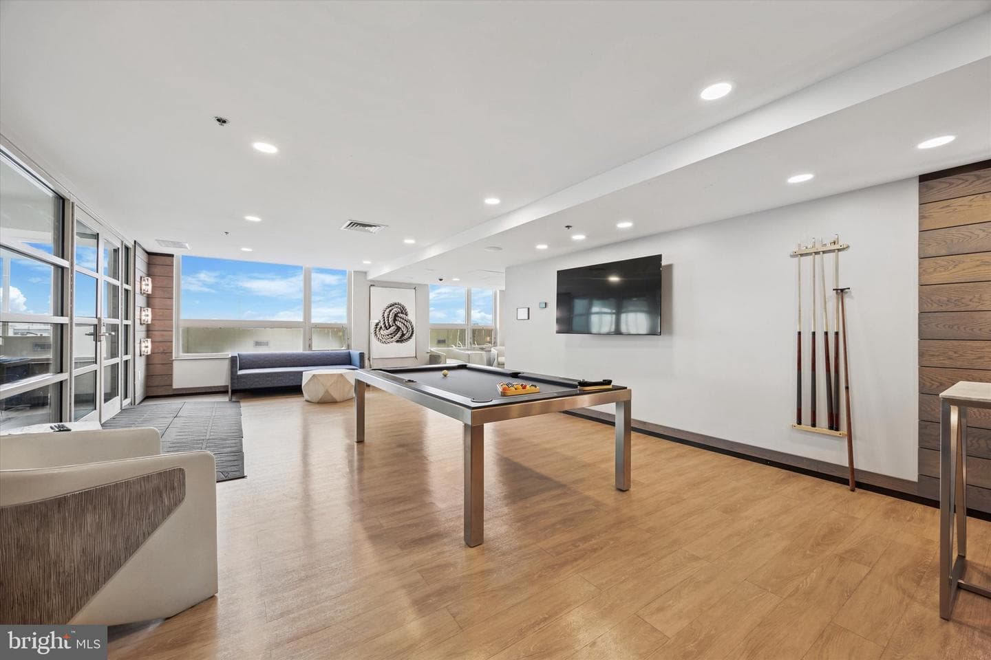 717 S Columbus Boulevard #812 photo 6