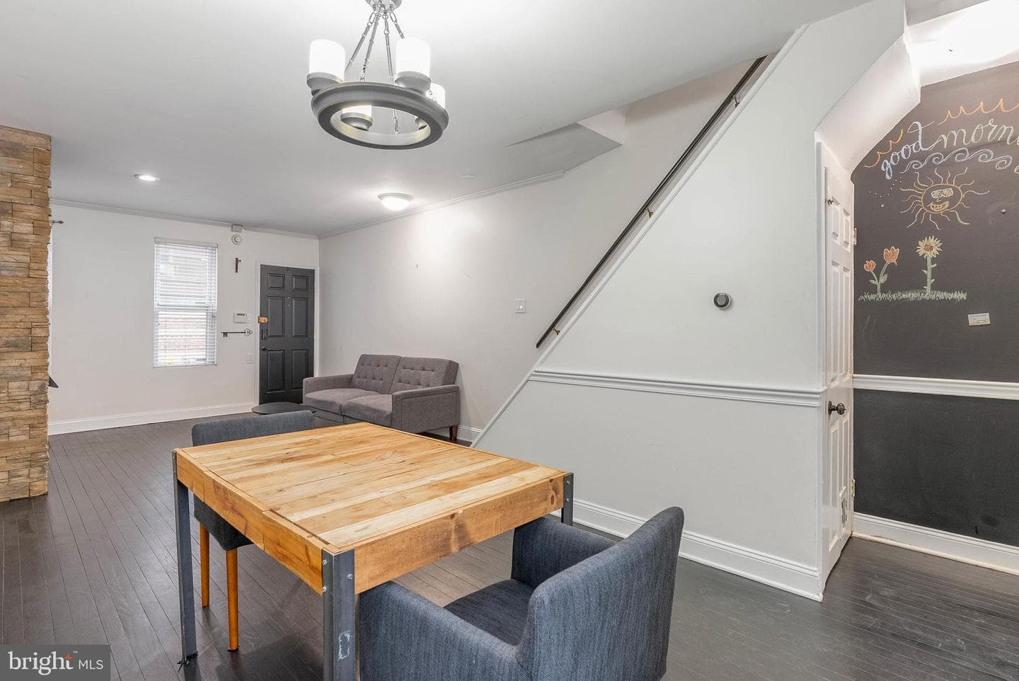 1833 Carlton Street photo 6