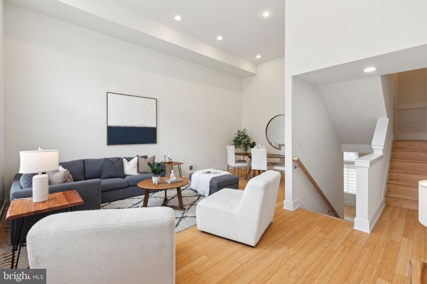 507 Montrose Street photo 18