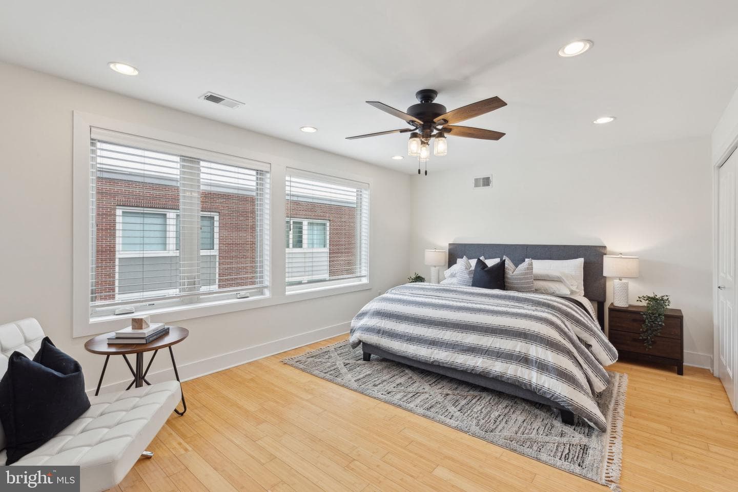 507 Montrose Street photo 44