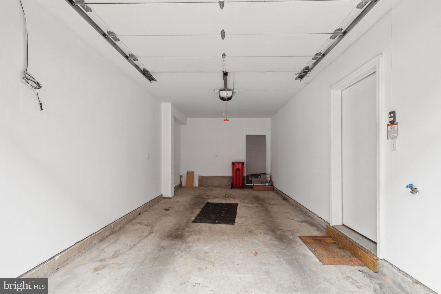 507 Montrose Street photo 48