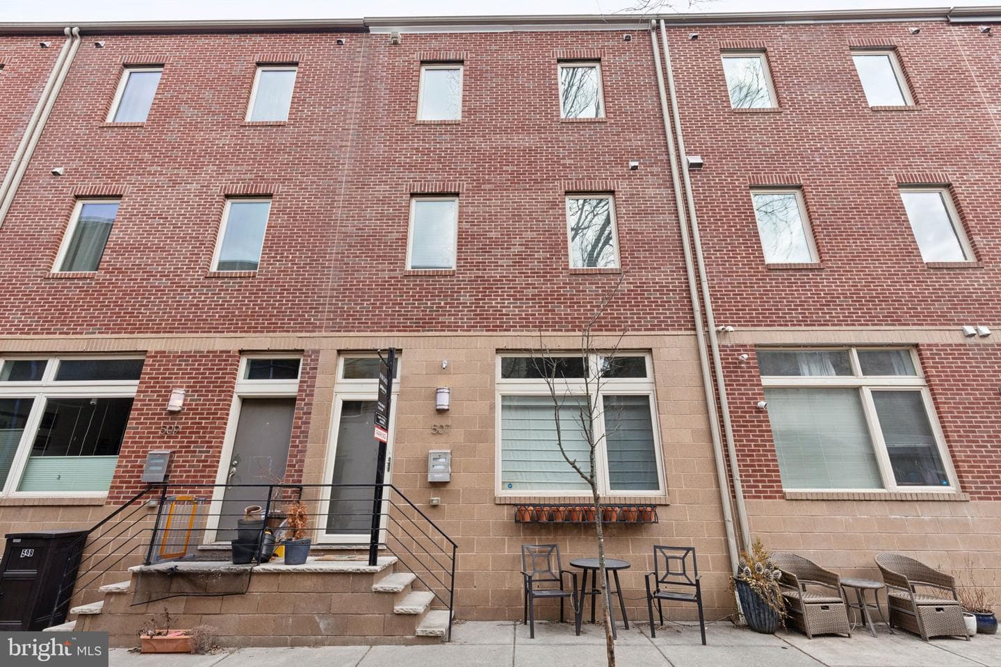 507 Montrose Street photo 54