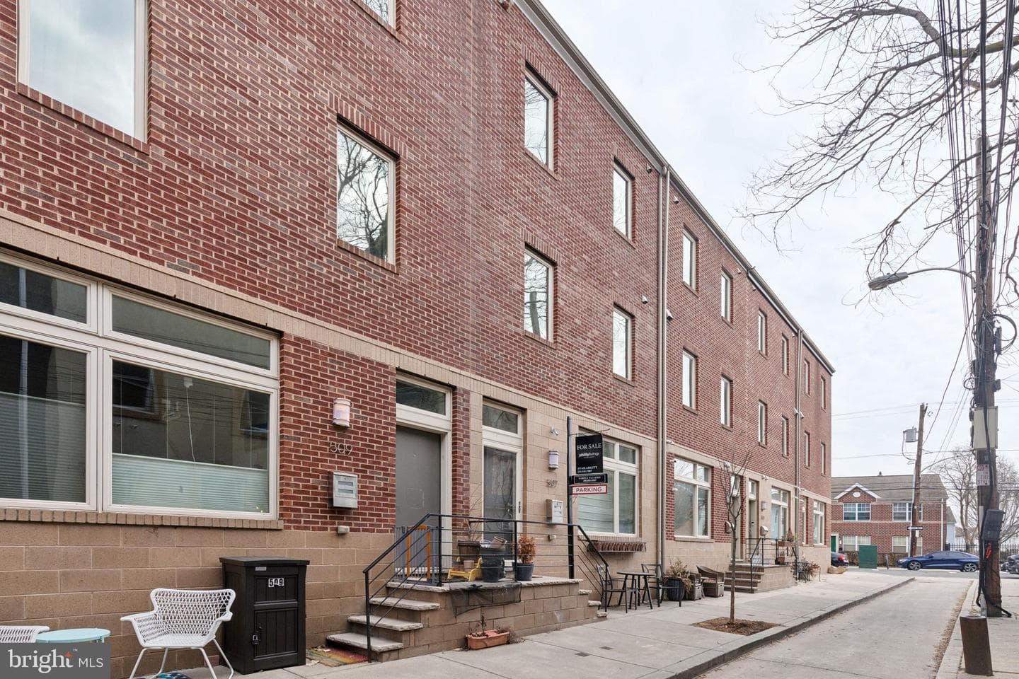 507 Montrose Street photo 56