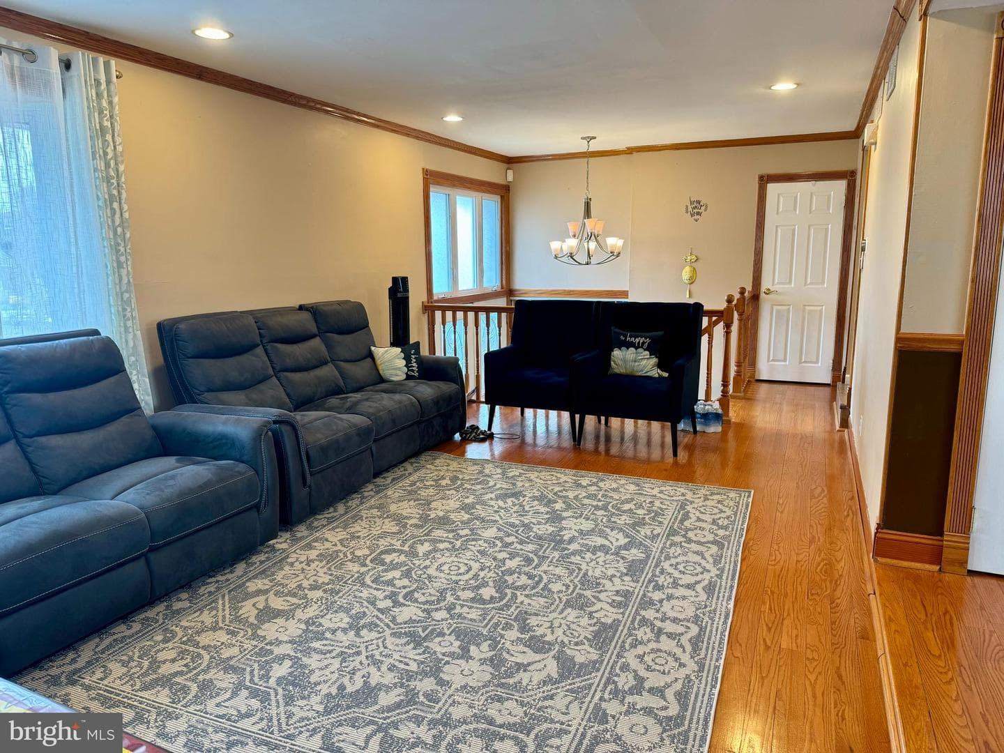 10100 Galahad Road photo 4