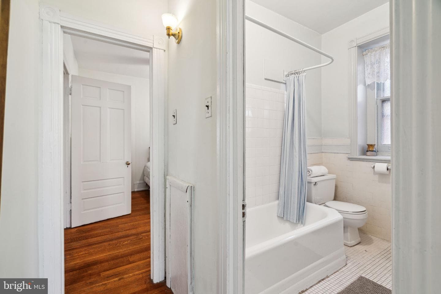 4810 Beaumont Avenue photo 10