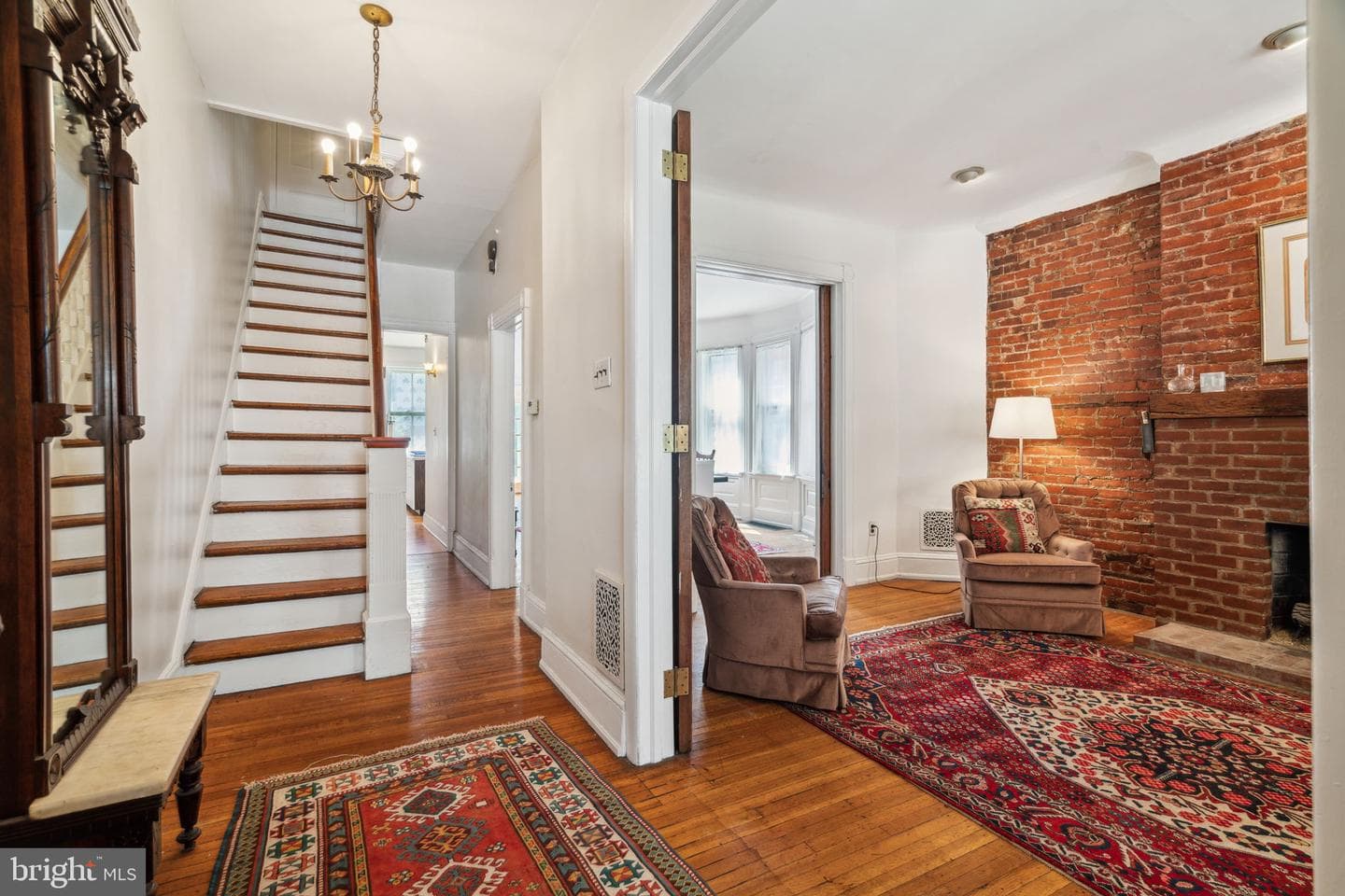 4810 Beaumont Avenue photo 3