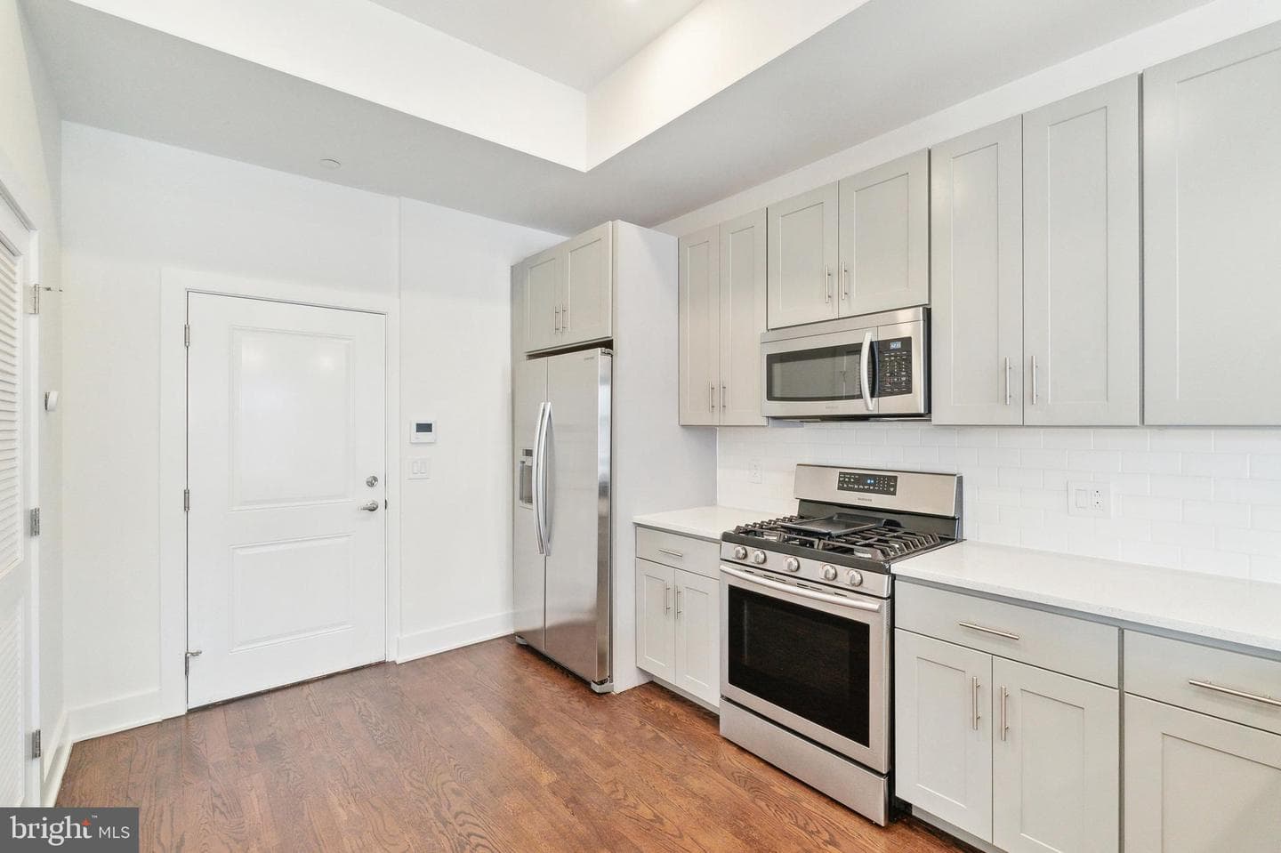 207 E Allen Street #8 photo 12
