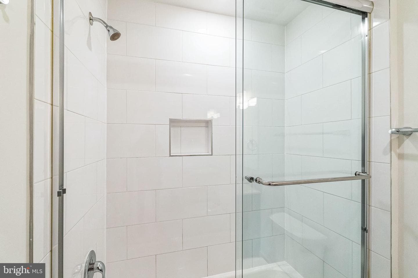 207 E Allen Street #8 photo 20