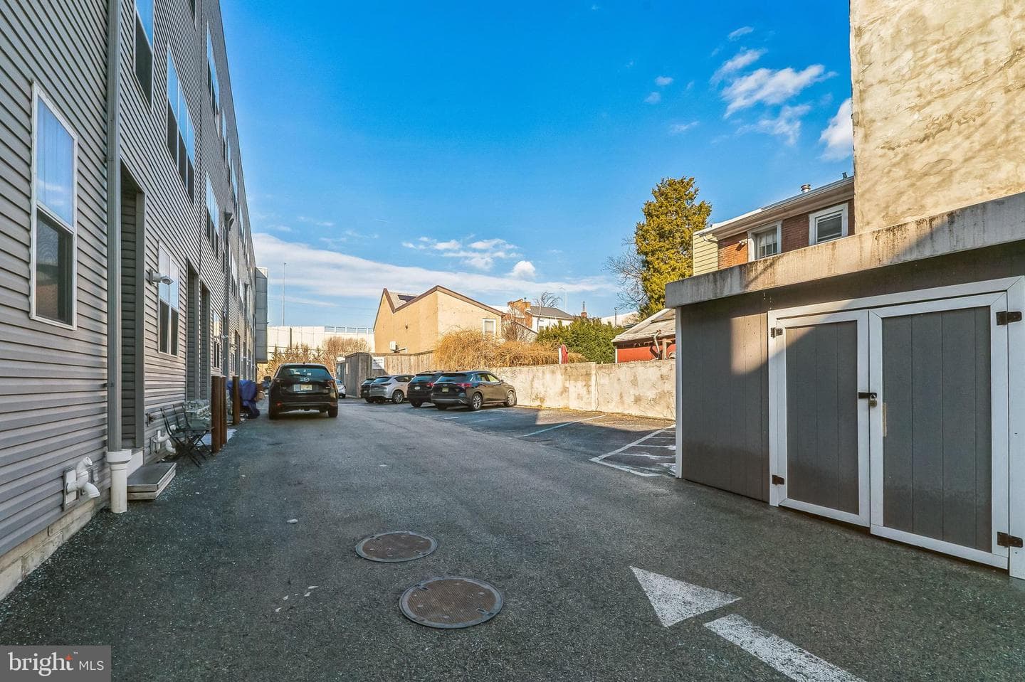 207 E Allen Street #8 photo 31