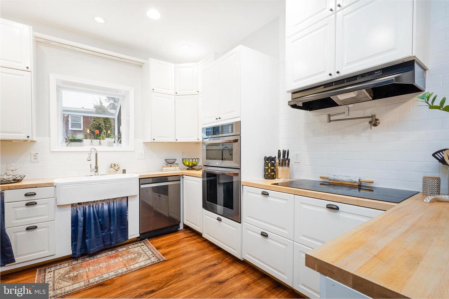 423 Vernon Road photo 11