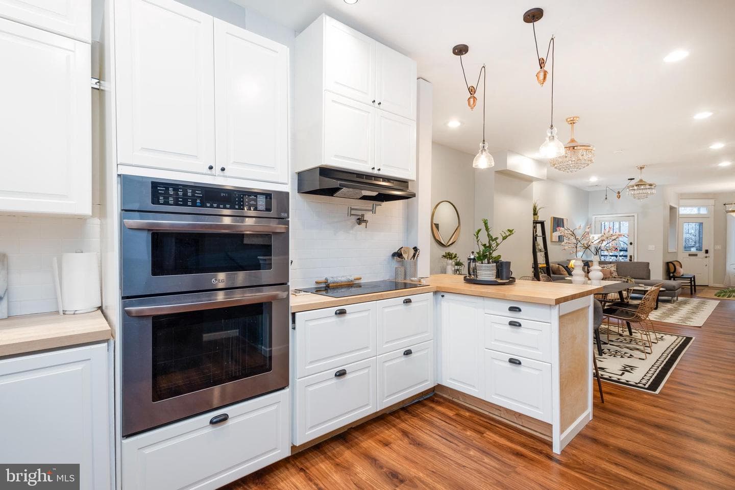 423 Vernon Road photo 13