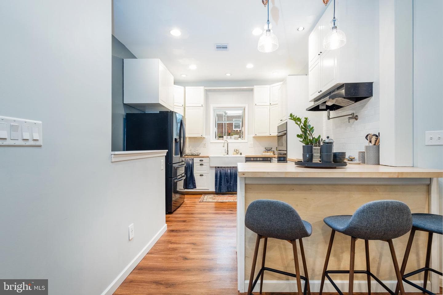 423 Vernon Road photo 15