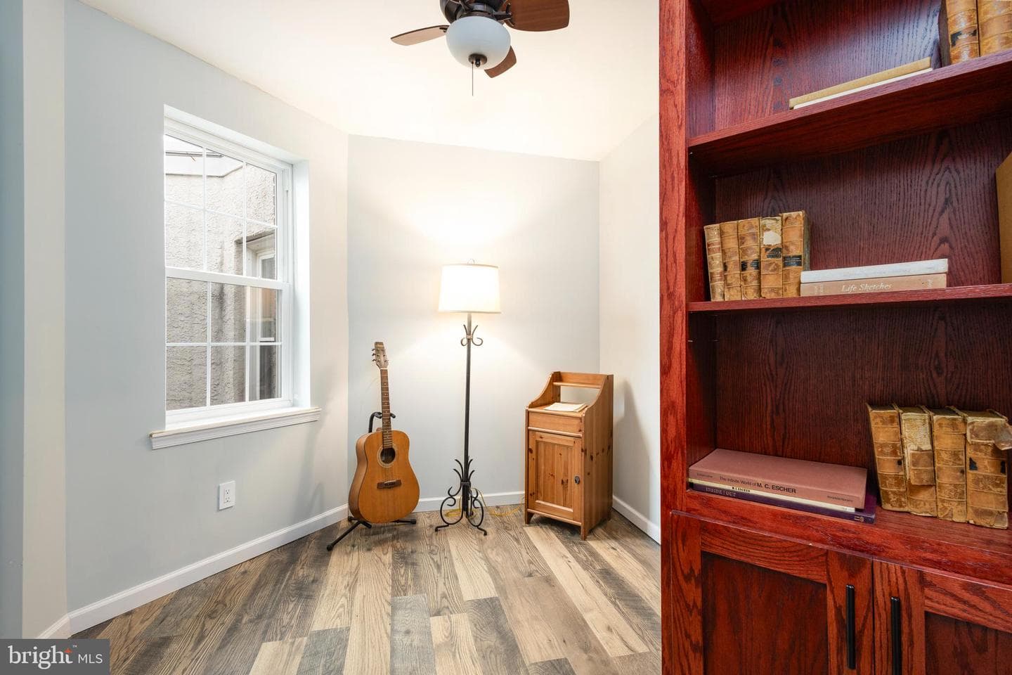423 Vernon Road photo 27